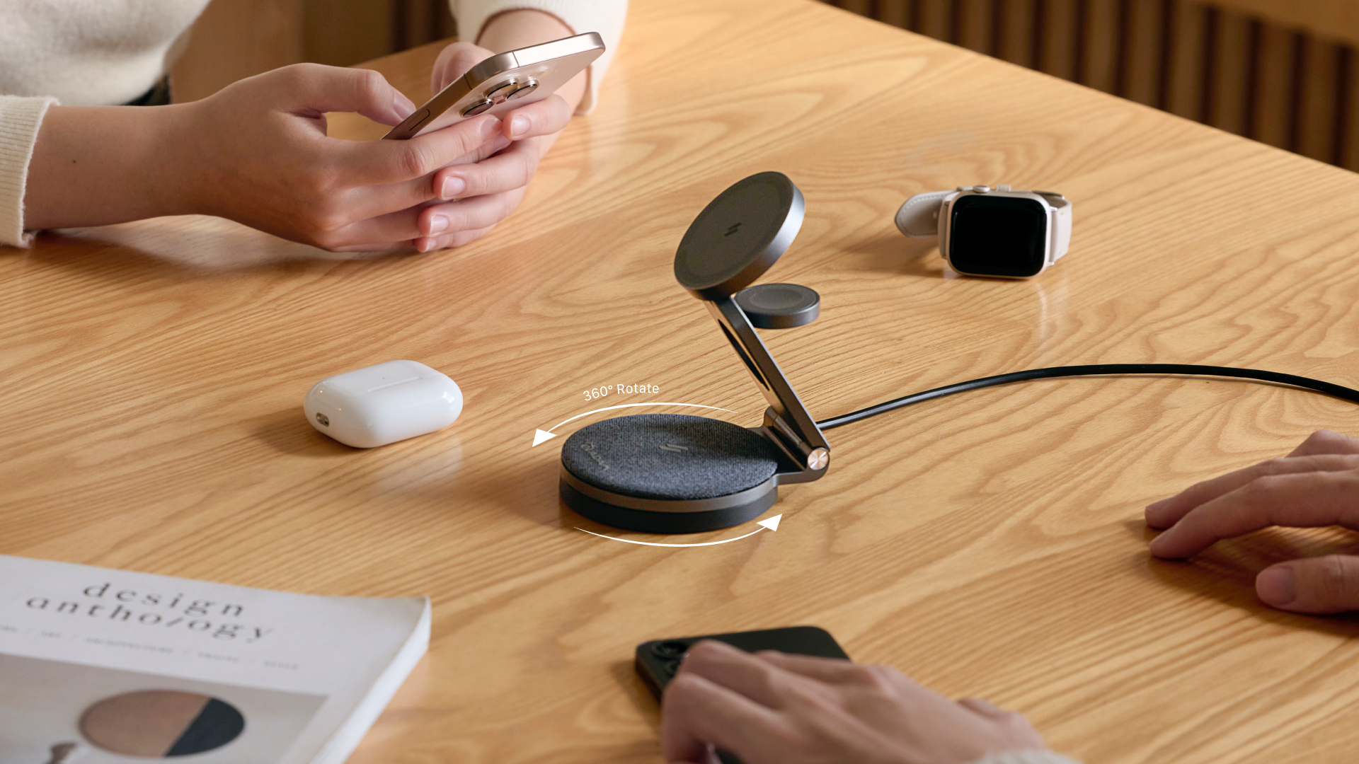 Easily Rotate to the Appropriate Charging Position